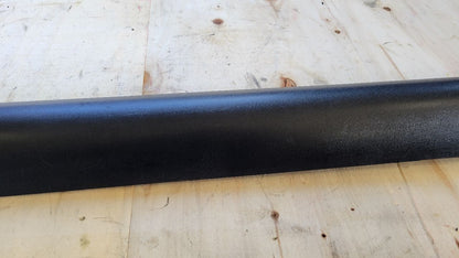 2000 CORVETTE RH PASSENGER DOOR SILL TRIM PLATE 29469 - image 7