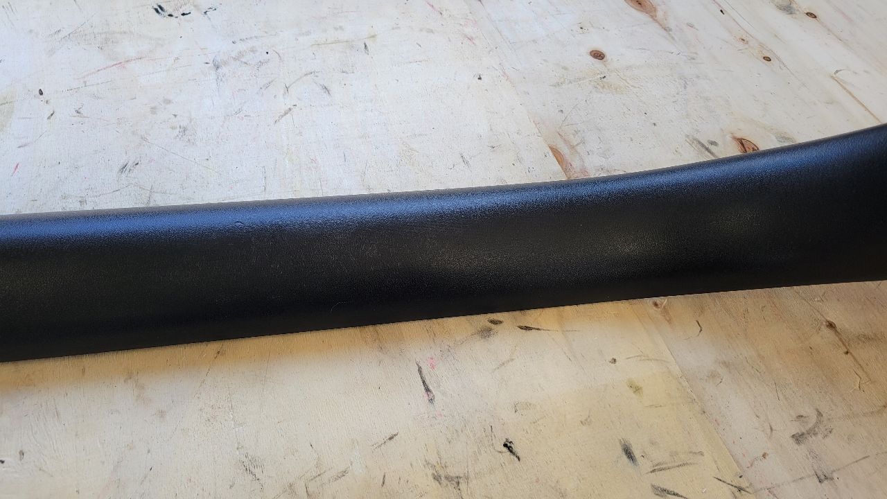 2000 CORVETTE RH PASSENGER DOOR SILL TRIM PLATE 29469 - image 11