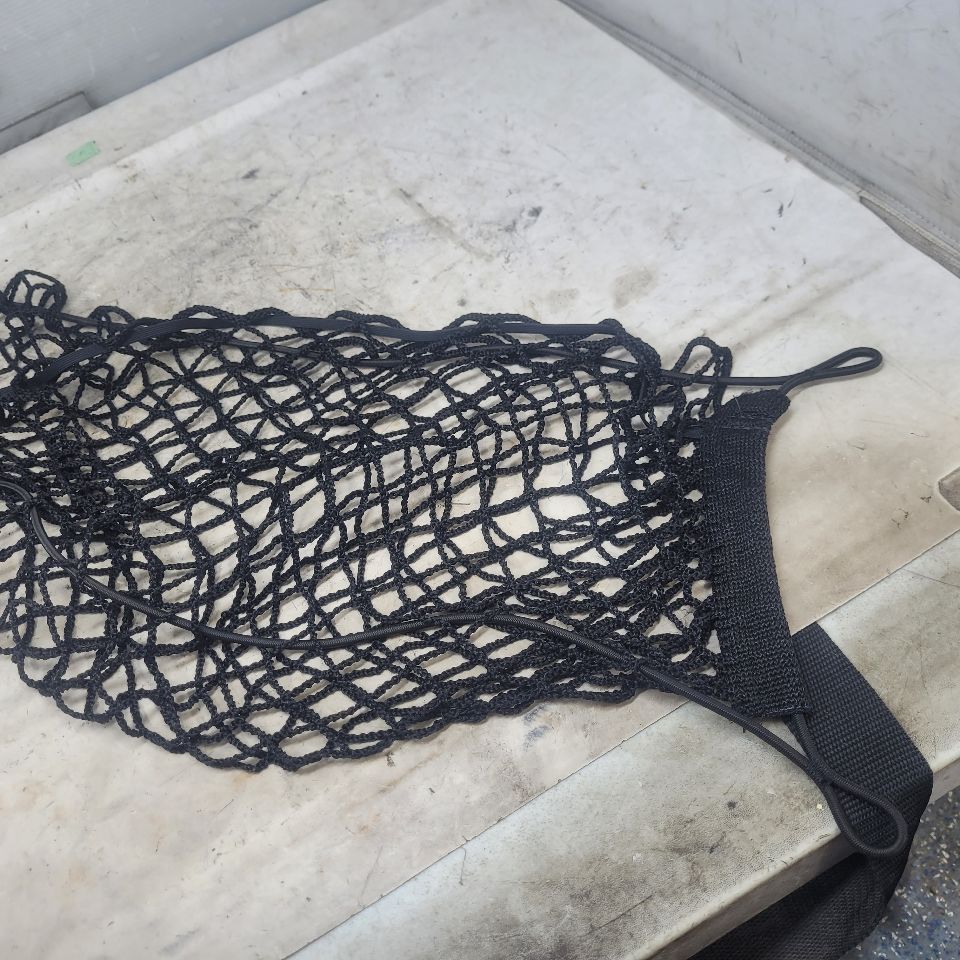 2000 CORVETTE CONVERTIBLE TRUNK CARGO NET 29478 - image 2