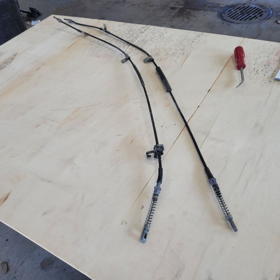 2000 CORVETTE REAR PARKING BRAKE CABLES PAIR 29499 - image 1