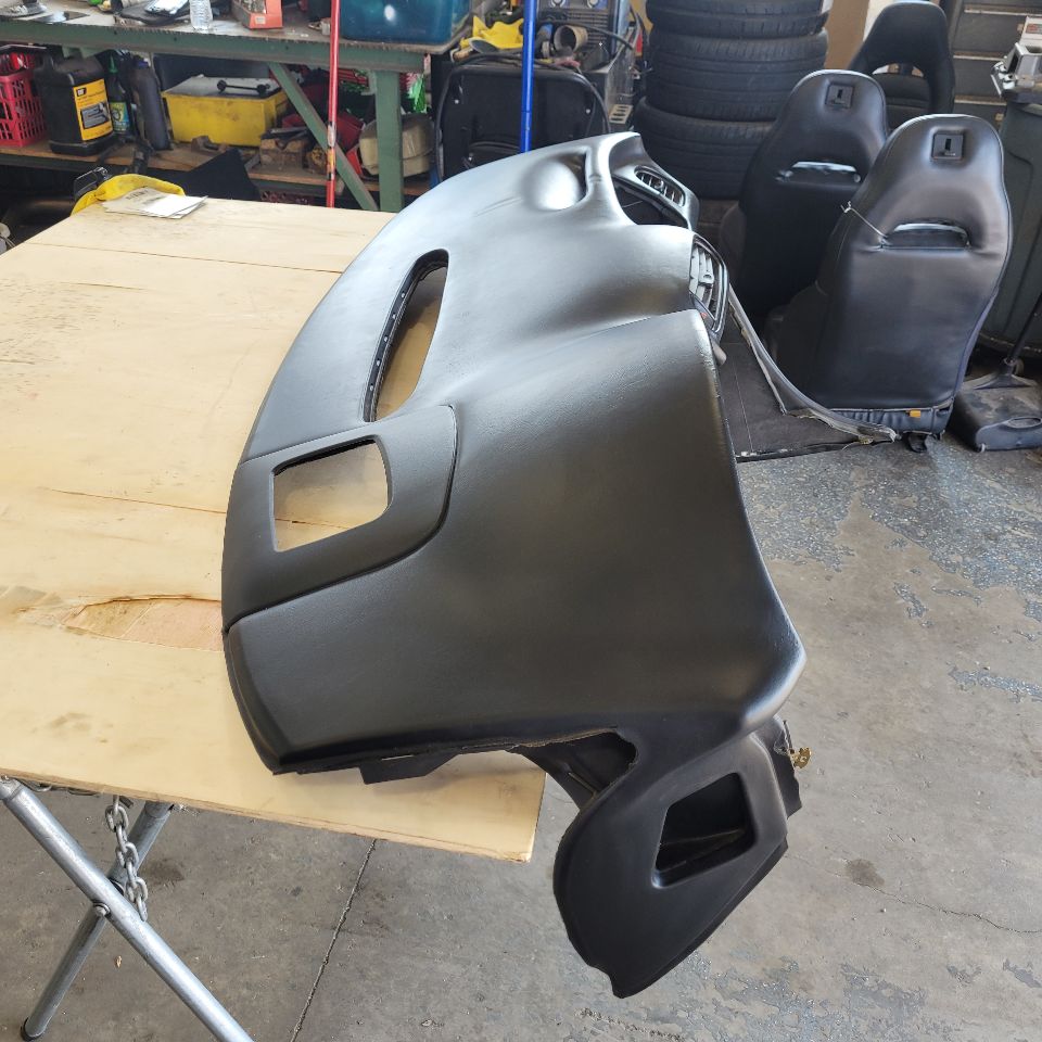2000 CORVETTE UPPER DASH PANEL PAD BLACK 29505 - image 7