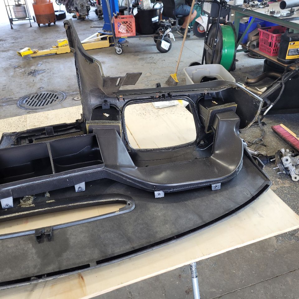 2000 CORVETTE UPPER DASH PANEL PAD BLACK 29505 - image 10