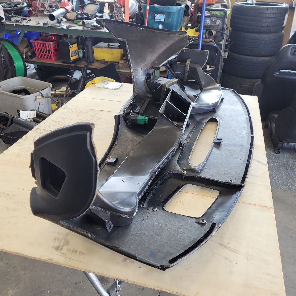 2000 CORVETTE UPPER DASH PANEL PAD BLACK 29505 - image 14