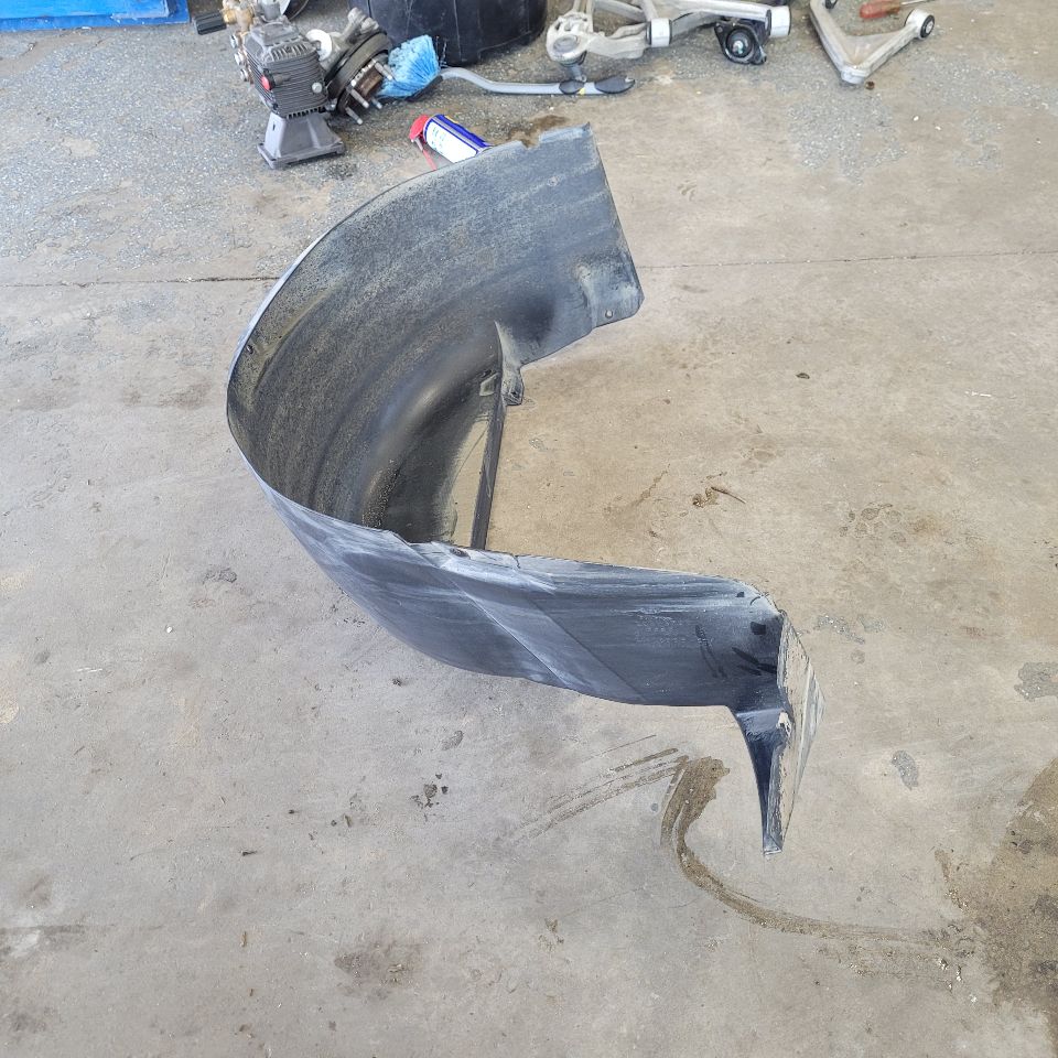2000 CORVETTE LH REAR INNER FENDER LINER 10253795 29507 - image 4