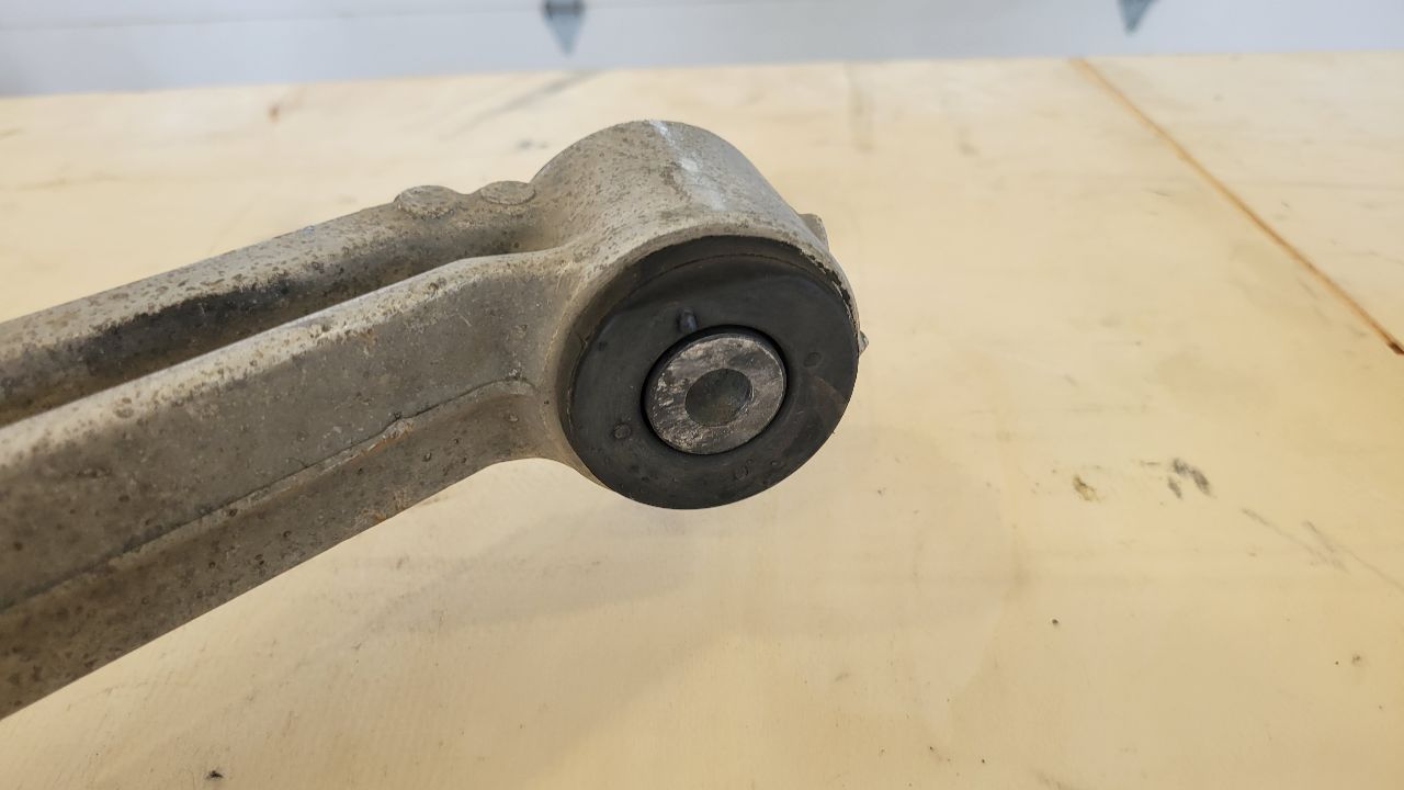 2000 CORVETTE LH DRIVER REAR LOWER CONTROL ARM 74K 29544 - image 7