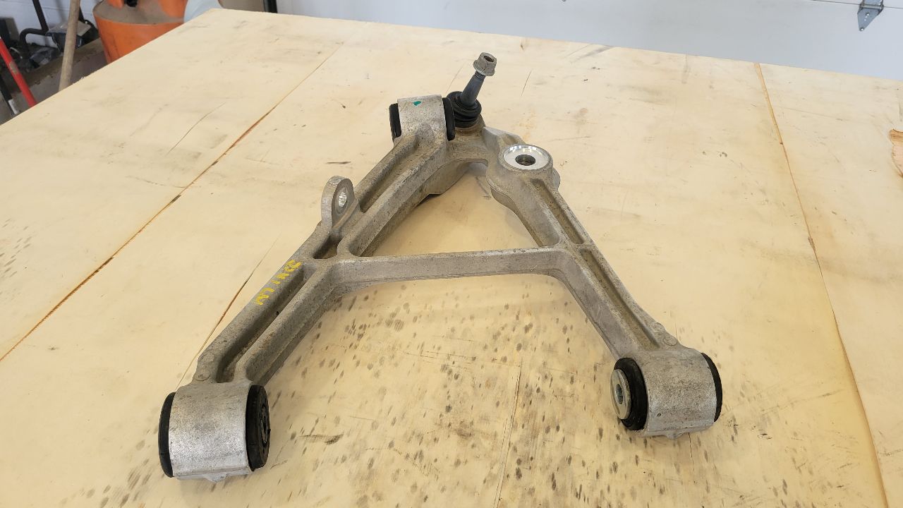 2000 CORVETTE LH DRIVER REAR LOWER CONTROL ARM 74K 29544 - image 11