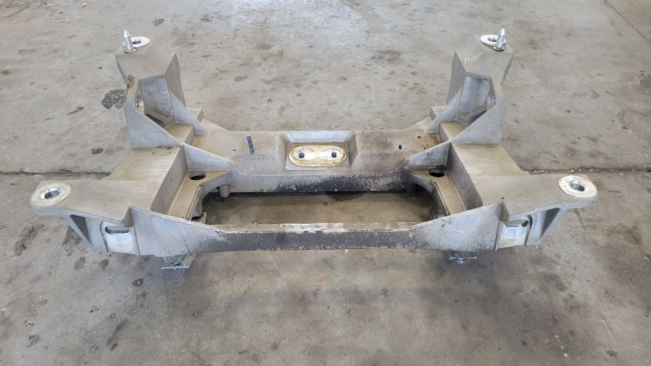 2000 CORVETTE REAR SUSPENSION CROSSMEMBER BARE 74K 29548 - image 9