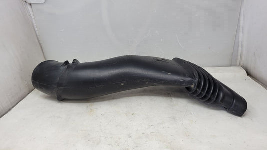 2000 CORVETTE RH PASSENGE FRONT BRAKE COOLING DUCT 29554 - image 2