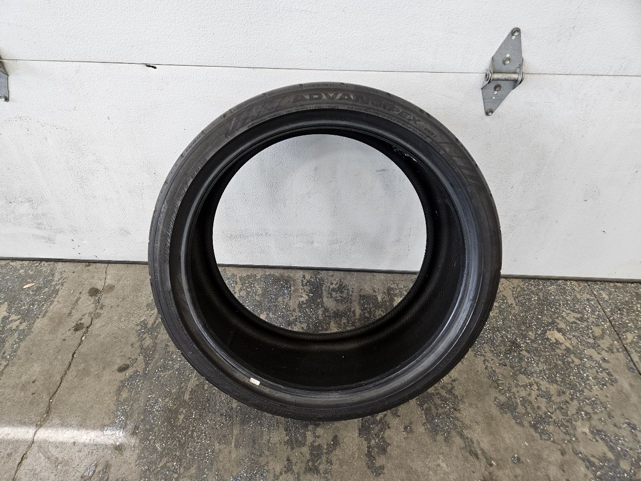 2018 CAMARO YOKOHAMA ADVAN APEX 285/30R20 8/32 29556 - image 2