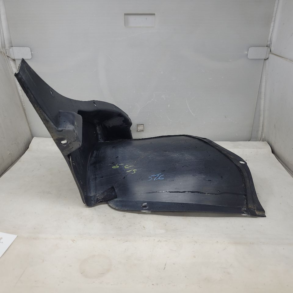 2000 CORVETTE RH FRONT WHEEL LINER 10298464 29573 - image 1