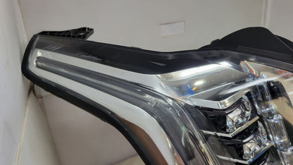 2019 ESCALADE RH HEADLAMP TOP TAB REPAIRED 29580 - image 8