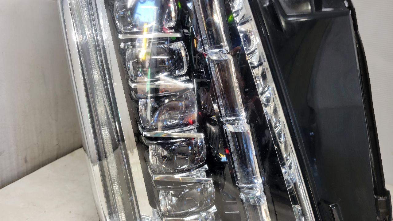 2019 ESCALADE RH HEADLAMP TOP TAB REPAIRED 29580 - image 11