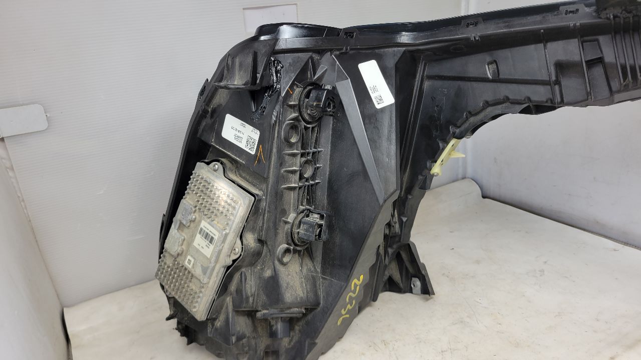 2019 ESCALADE RH HEADLAMP TOP TAB REPAIRED 29580 - image 18