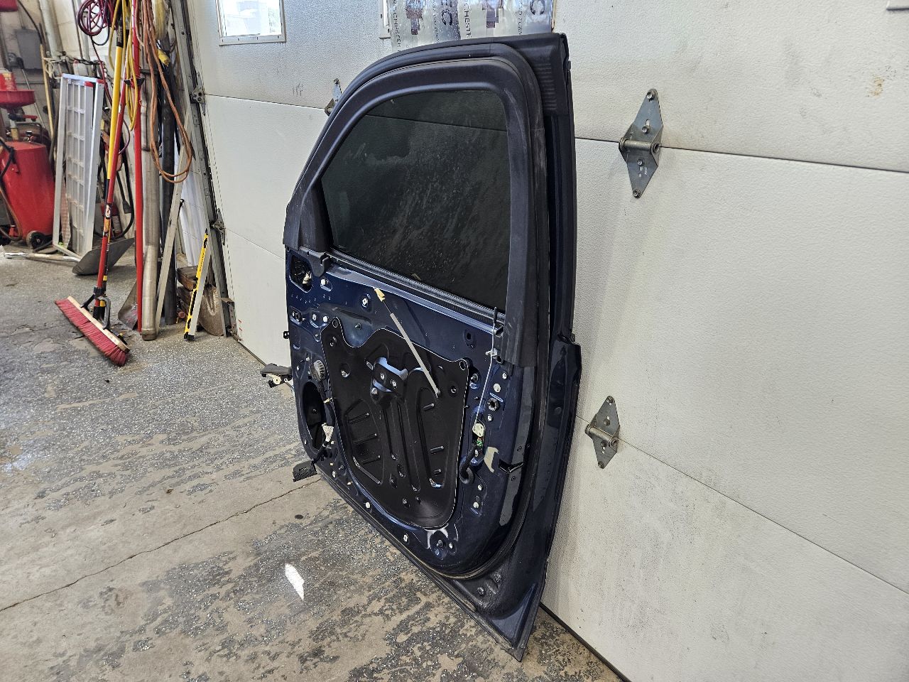 2019 SIERRA150 RH FRONT DOOR BLUE GA0 6D1 4D1 29585 - image 14