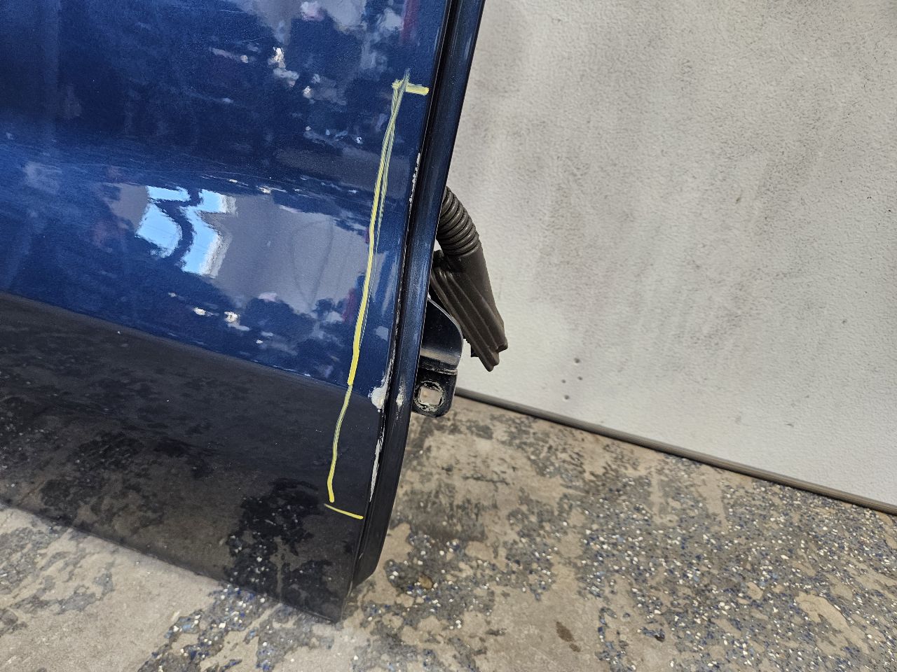 2019 SIERRA150 RH REAR DOOR BLUE GA0 CREW CAB 29586 - image 3