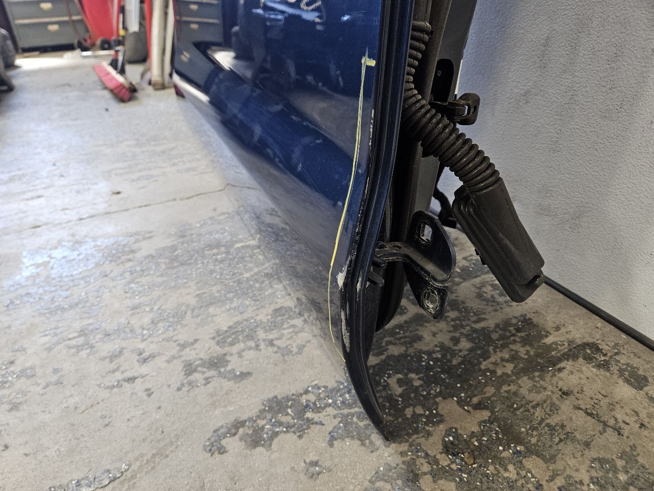 2019 SIERRA150 RH REAR DOOR BLUE GA0 CREW CAB 29586 - image 4