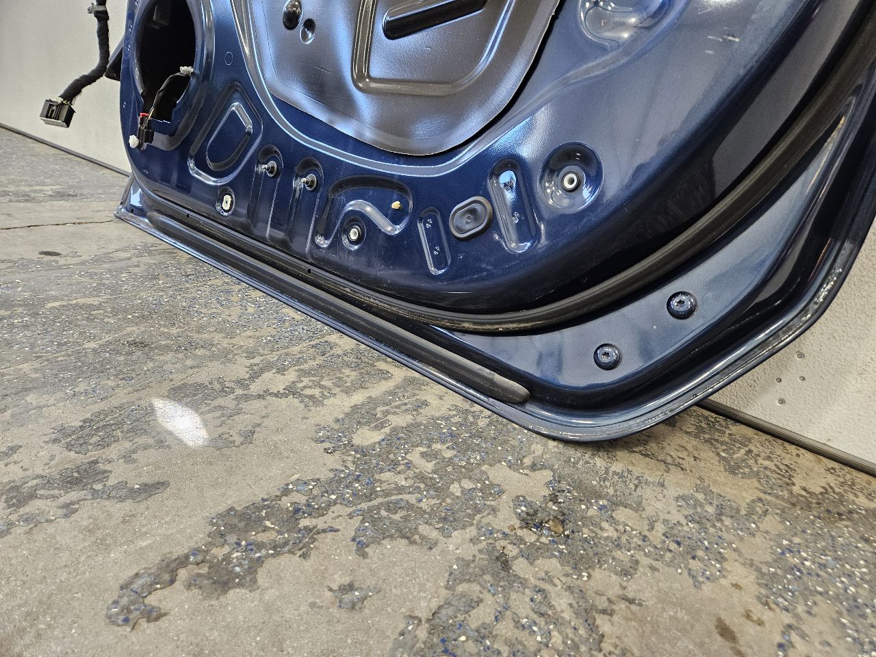 2019 SIERRA150 RH REAR DOOR BLUE GA0 CREW CAB 29586 - image 13