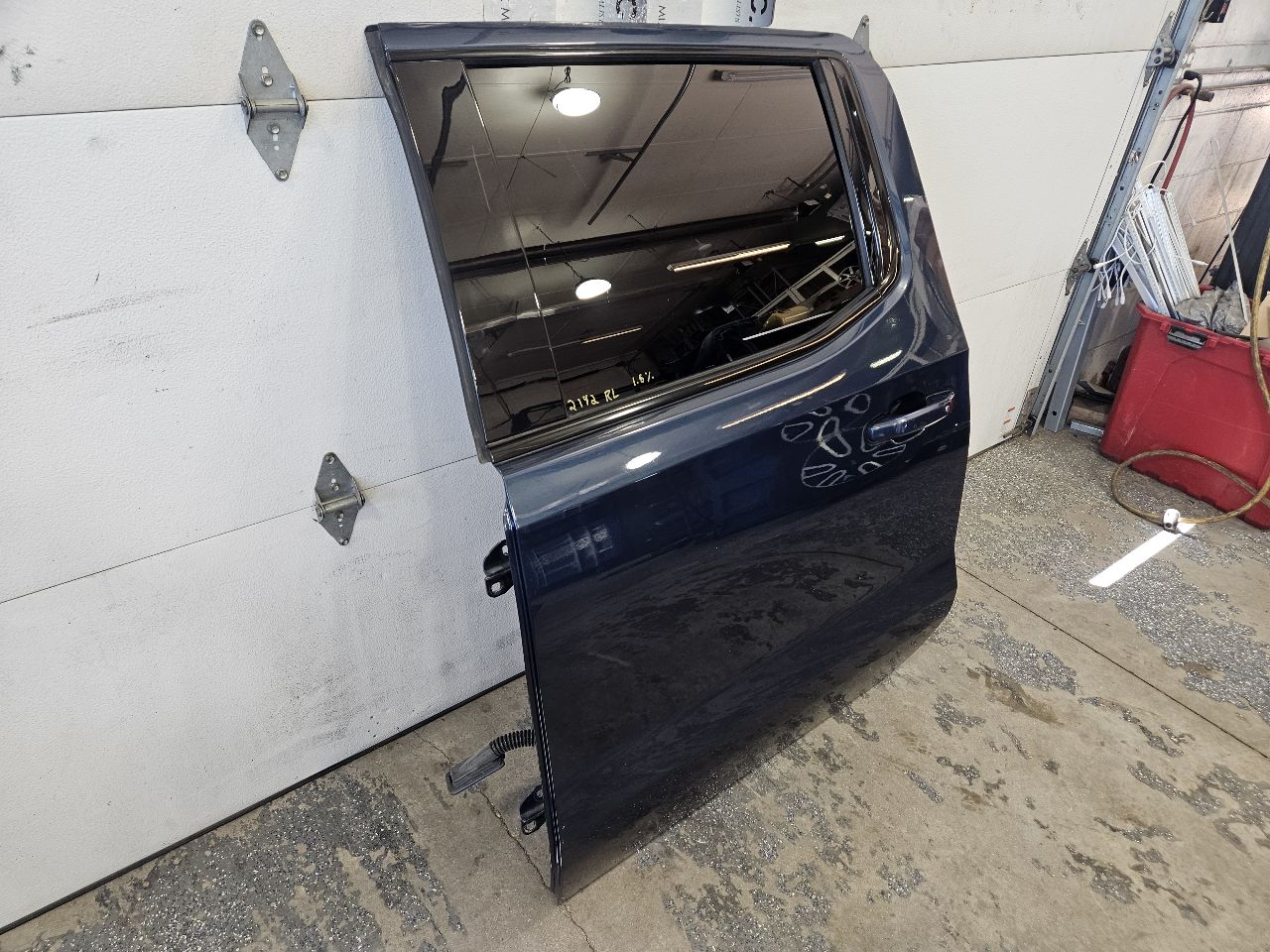 2019 SIERRA150 LH REAR DOOR CREW CAB BLUE GA0 000 29587 - image 4