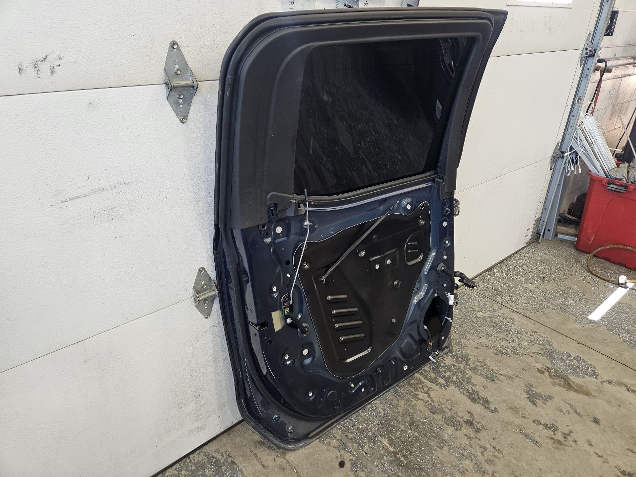 2019 SIERRA150 LH REAR DOOR CREW CAB BLUE GA0 000 29587 - image 11