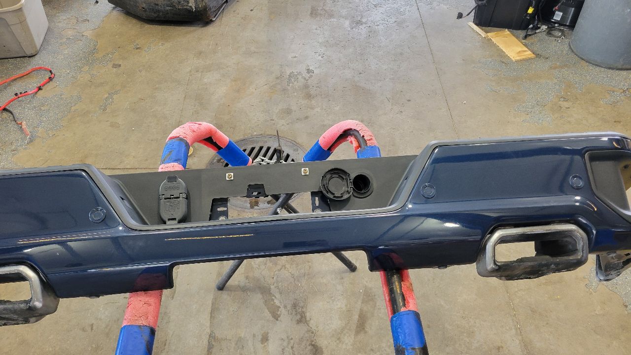 2019 SIERRA150 REAR BUMPER BLUE GA0 COMPLETE 29593 - image 6