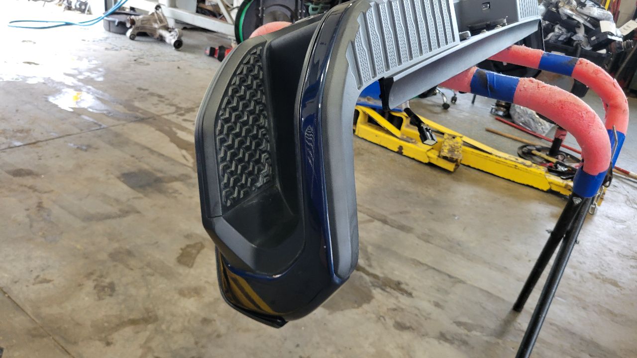 2019 SIERRA150 REAR BUMPER BLUE GA0 COMPLETE 29593 - image 10