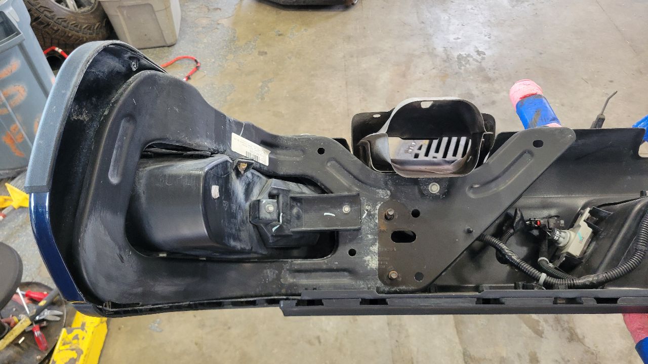 2019 SIERRA REAR BUMPER BLUE GA0 COMPLETE 29593 - image 1