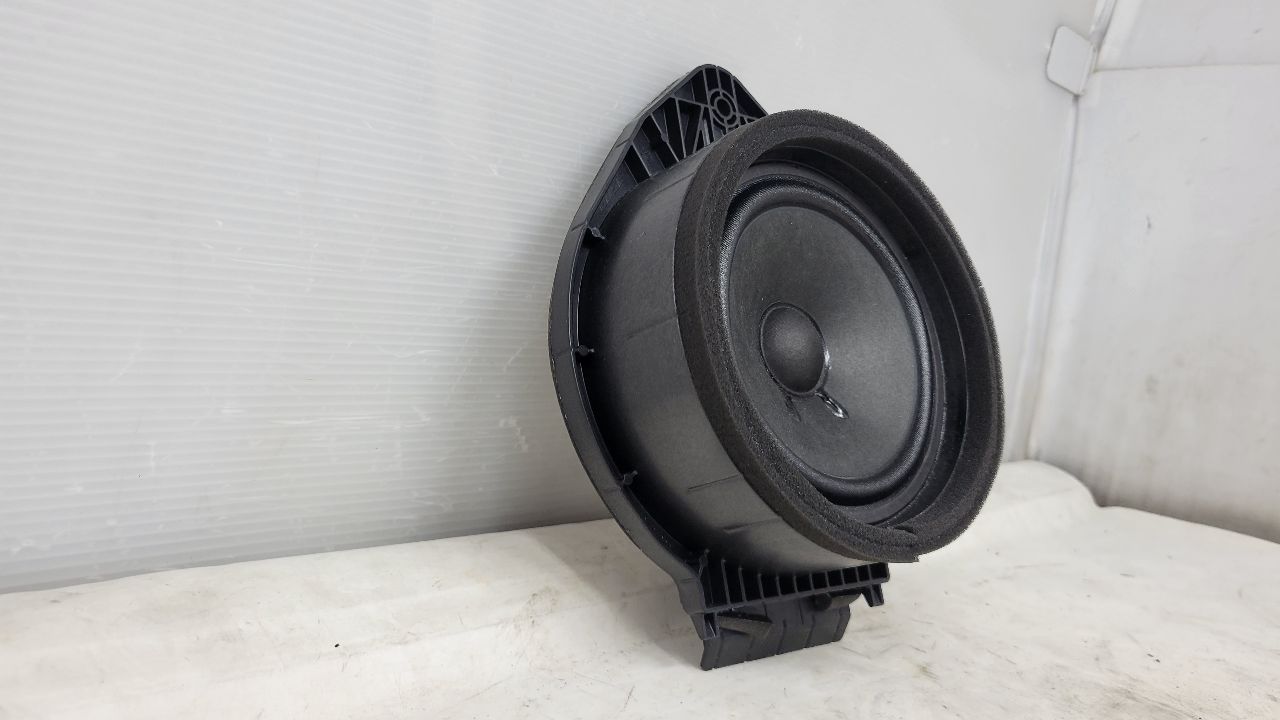 2019 SIERRA150 REAR DOOR BOSE SPEAKER 84584302 29594 - image 3