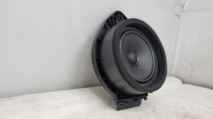 2019 SIERRA150 REAR DOOR BOSE SPEAKER 84584302 29594 - image 3