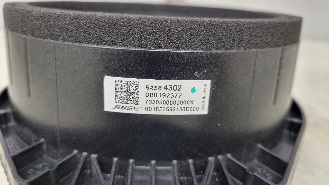 2019 SIERRA150 REAR DOOR BOSE SPEAKER 84584302 29594 - image 10