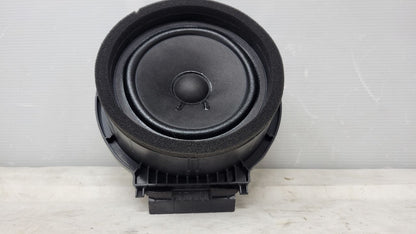 2019 SIERRA150 REAR DOOR BOSE SPEAKER 84584302 29595 - image 2