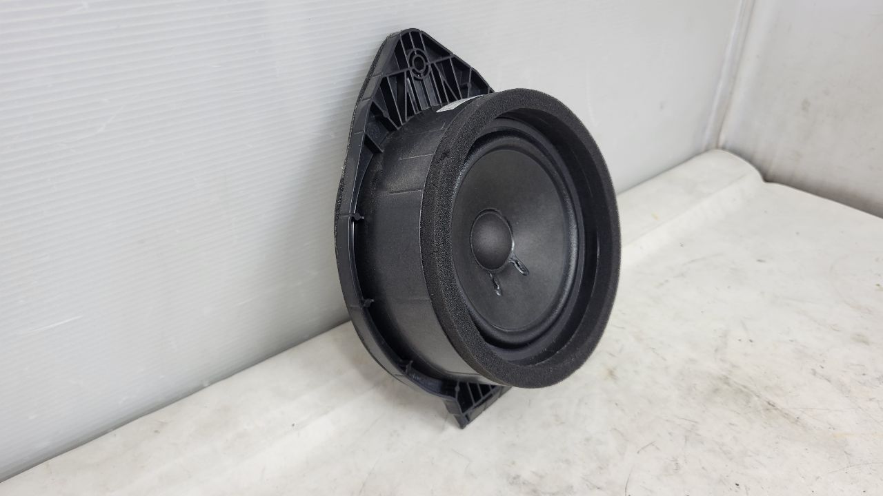 2019 SIERRA150 REAR DOOR BOSE SPEAKER 84584302 29595 - image 3