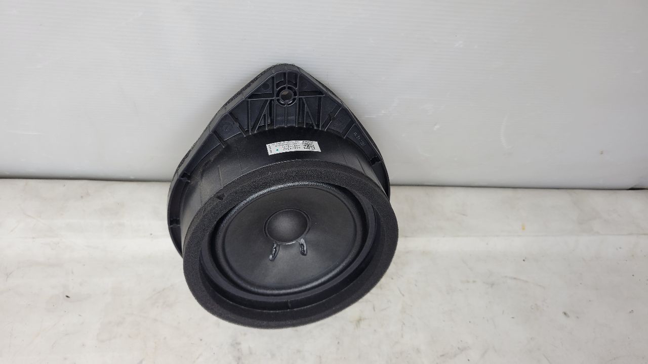 2019 SIERRA150 REAR DOOR BOSE SPEAKER 84584302 29595 - image 4