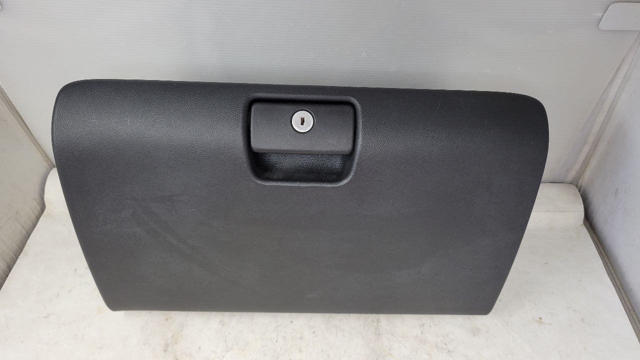 2019 SIERRA150 LOWER GLOVE BOX BLACK 84093881 29613 - image 3
