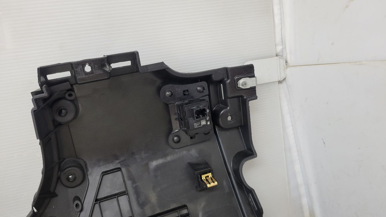 2019 SIERRA150 LH DASH KNEE BOLSTER TRIM BLACK 29615 - image 12