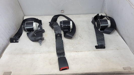 2019 SIERRA150 REAR SEAT BELTS SET OF 3 LH RH CENTE 29618 - image 1