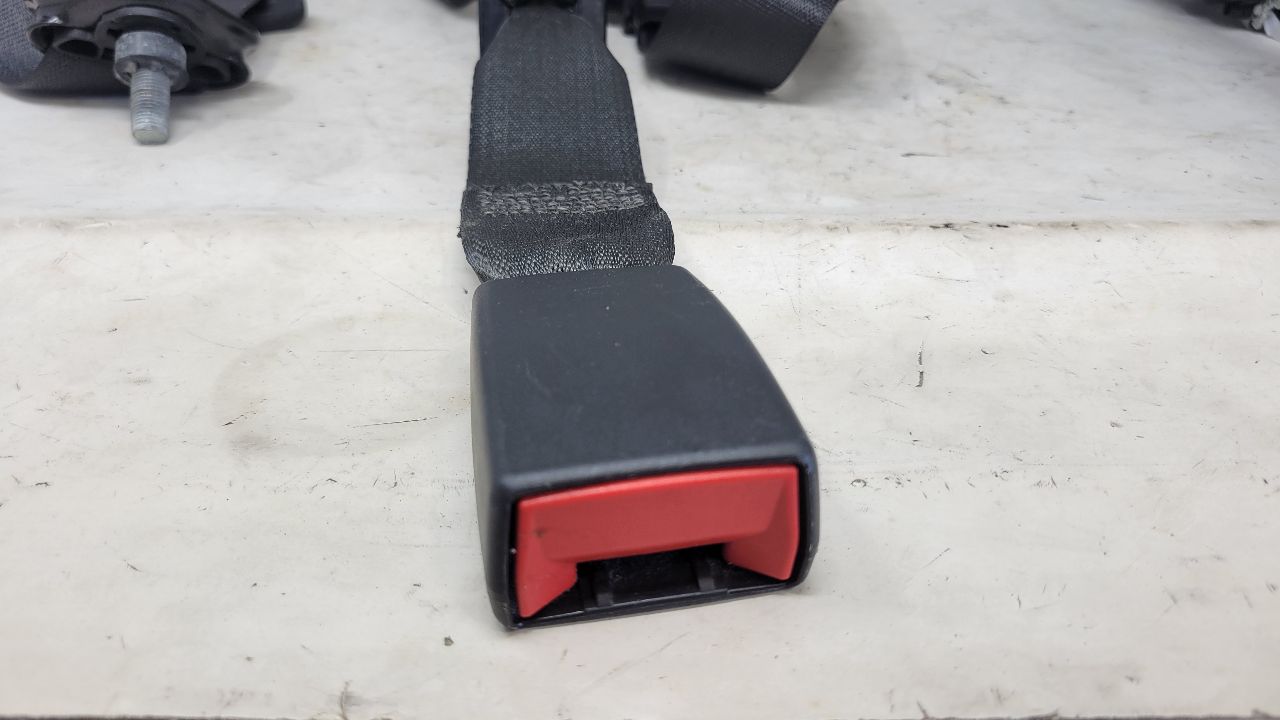 2019 SIERRA150 REAR SEAT BELTS SET OF 3 LH RH CENTE 29618 - image 3