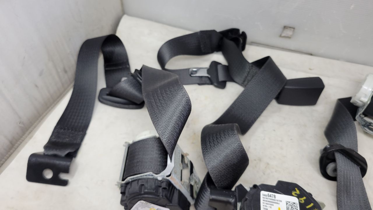 2019 SIERRA150 REAR SEAT BELTS SET OF 3 LH RH CENTE 29618 - image 15