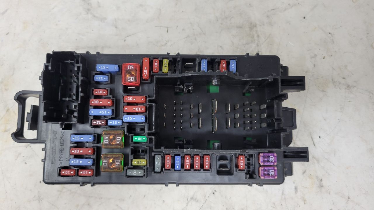 2019 SIERRA150 RH DASH CABIN FUSE BOX 84497658 29627 - image 1
