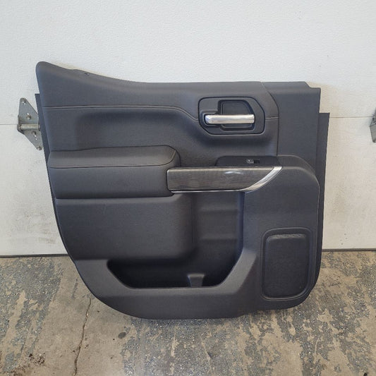 2019 SIERRA150 AT4 REAR LH DRIVER DOOR TRIM PANEL 29639 - image 1