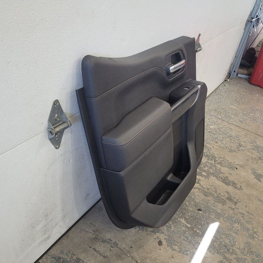 2019 SIERRA150 AT4 REAR LH DRIVER DOOR TRIM PANEL 29639 - image 2