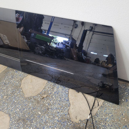 2019 SIERRA150 OEM SLIDING BACK GLASS ON SHELF 29661 - image 6