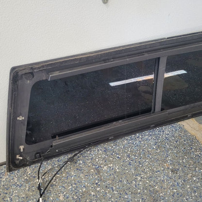 2019 SIERRA150 OEM SLIDING BACK GLASS ON SHELF 29661 - image 12