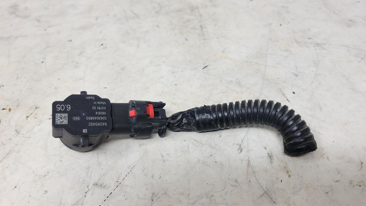 2019 SIERRA150 OEM PARK SENSOR & PIGTAIL 84389492 29670 - image 1