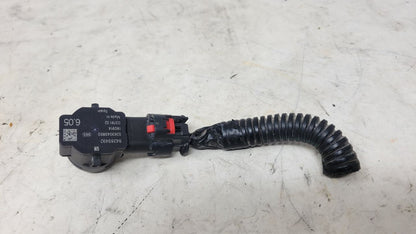 2019 SIERRA150 OEM PARK SENSOR & PIGTAIL 84389492 29670 - image 1