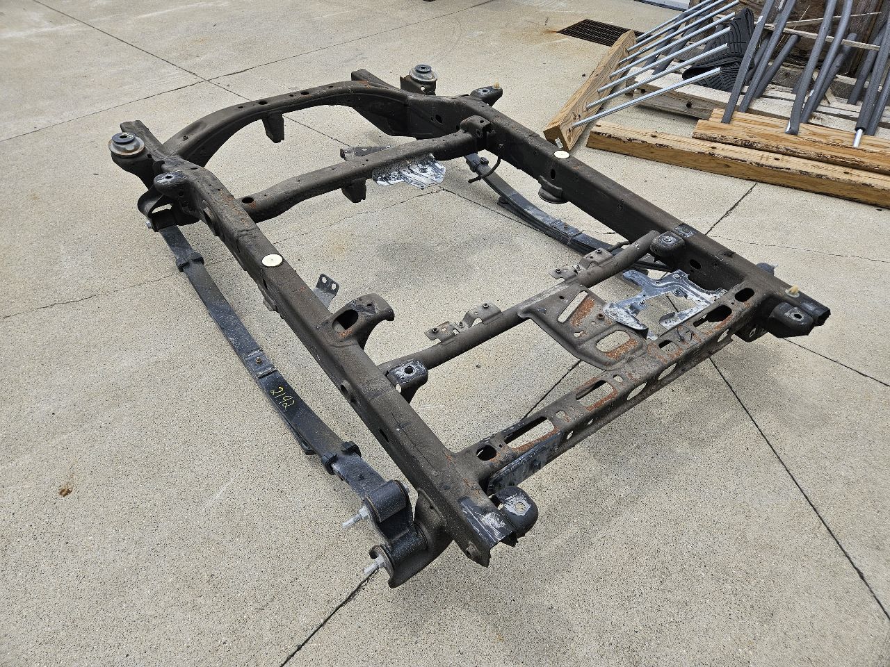 2019 SIERRA150 REAR FRAME 1/2 CUT ONLY 29685 - image 5