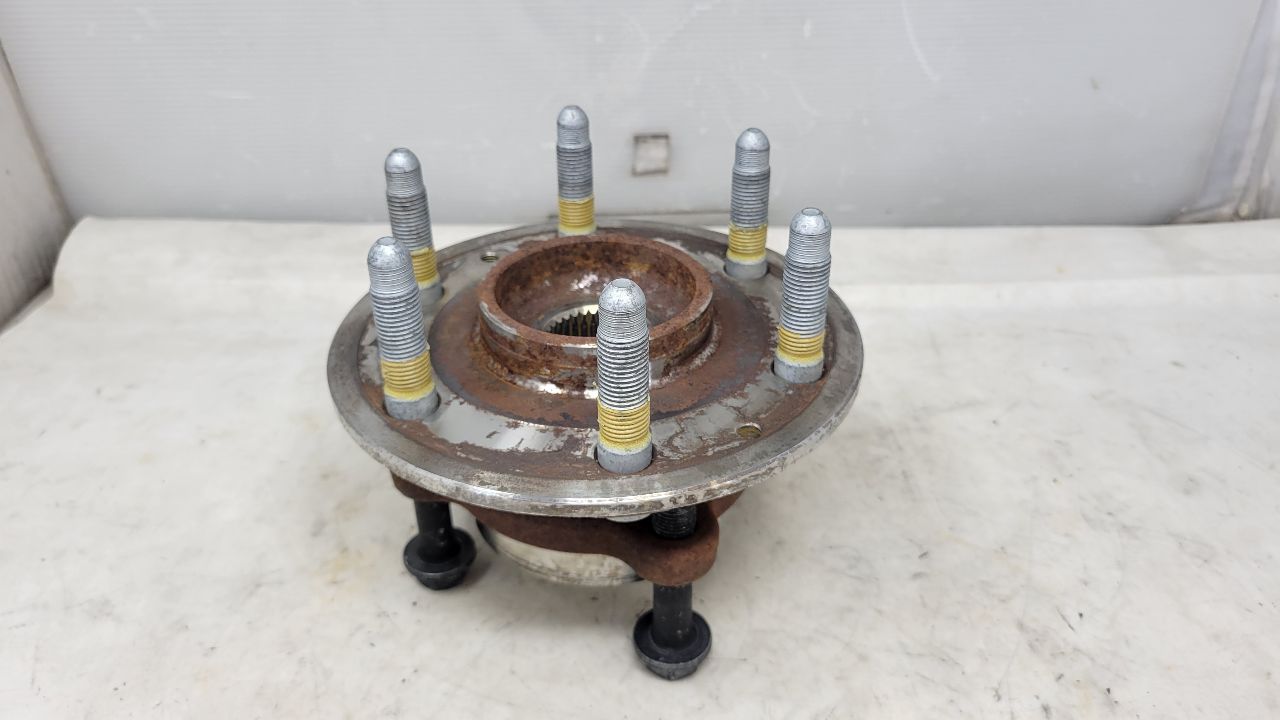 2019 SIERRA150 OEM FRONT WHEEL HUB 4WD 55K MI 29690 - image 4