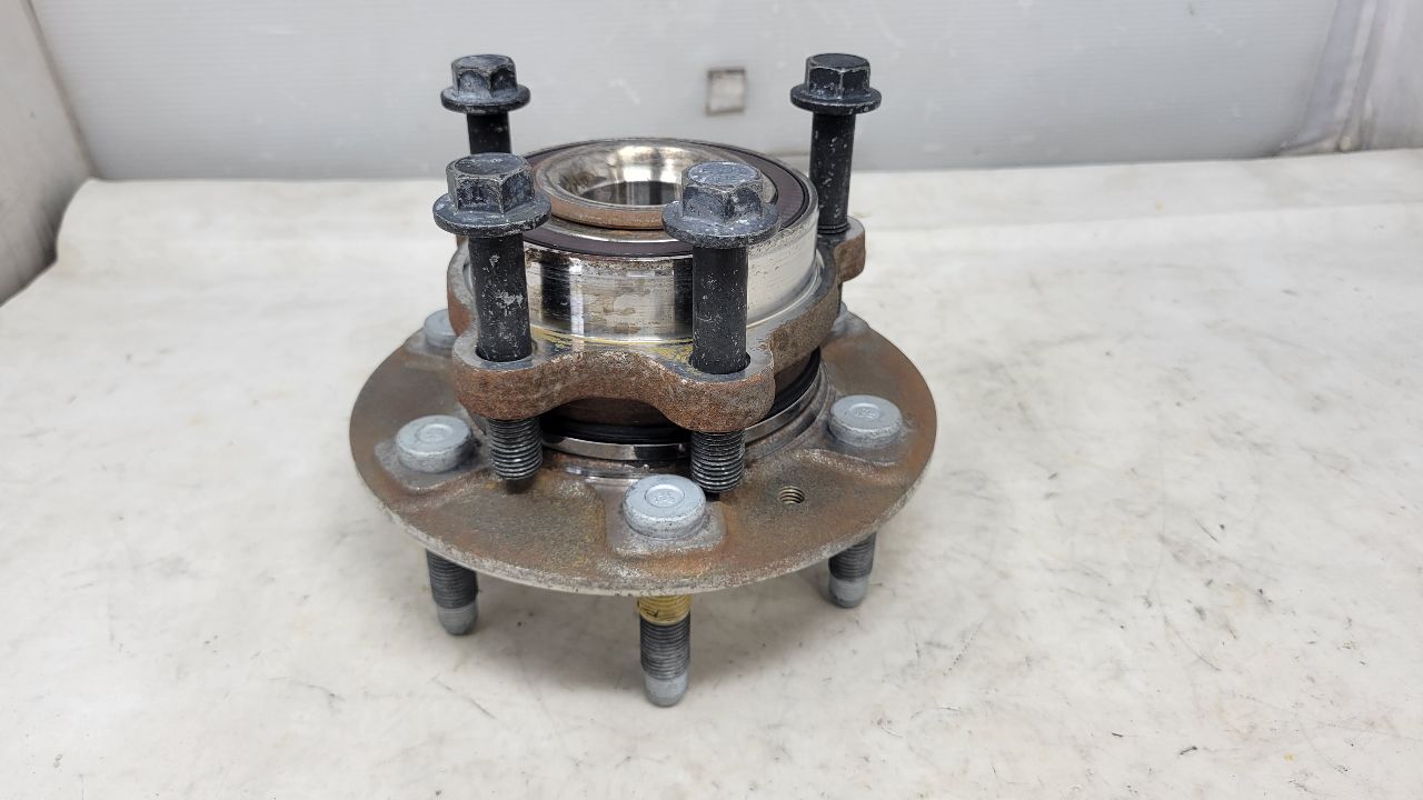 2019 SIERRA150 OEM FRONT WHEEL HUB 4WD 55K MI 29690 - image 7