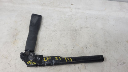 2017 ESCALADE LH DRIVER FRONT SEATBELT TENSIONER 29717 - image 1