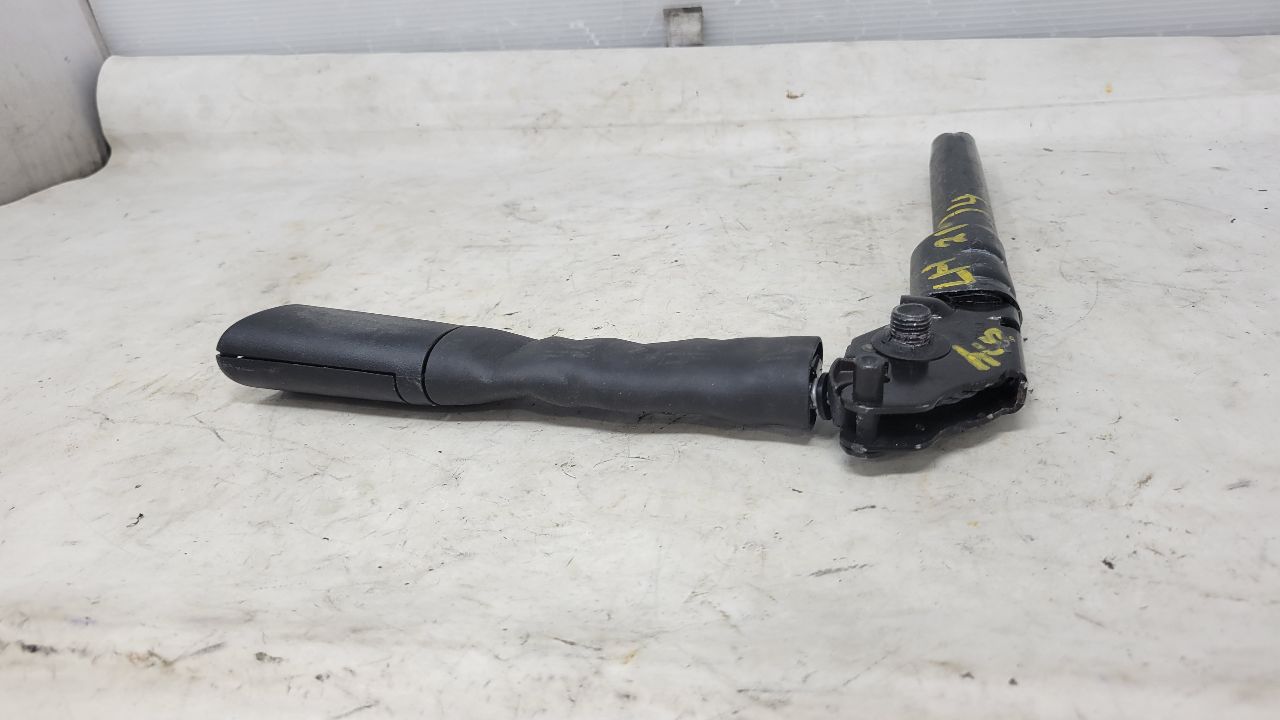 2017 ESCALADE LH DRIVER FRONT SEATBELT TENSIONER 29717 - image 3