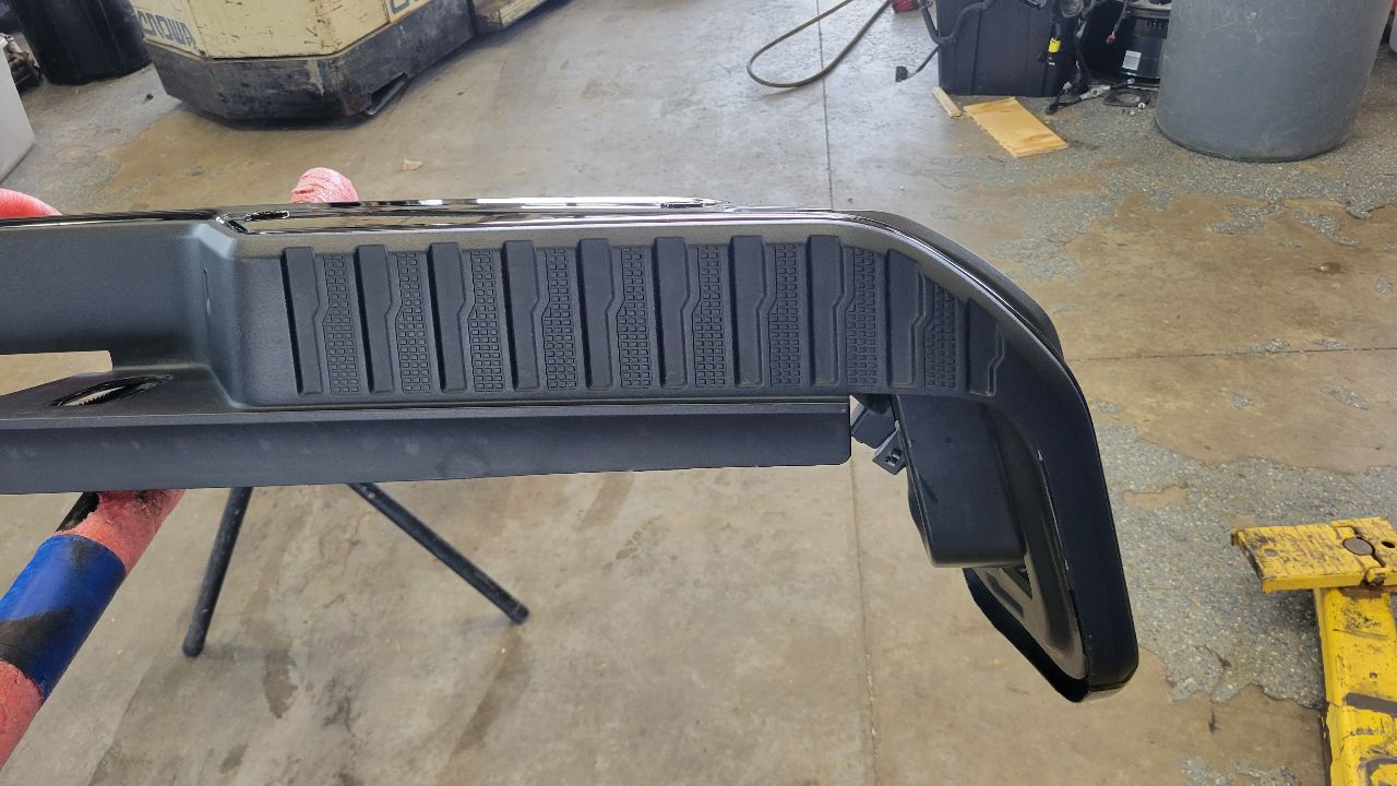 2024 SIERRA150 BLACK GBA 2 1CC DENTS ON BOTTOM EDGE 29724 - image 20